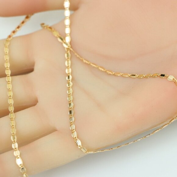 "Shimmer Oval Link Rose Gold Necklace Bold Yet Sleek, XPNL0142 - Picture 3 of 12